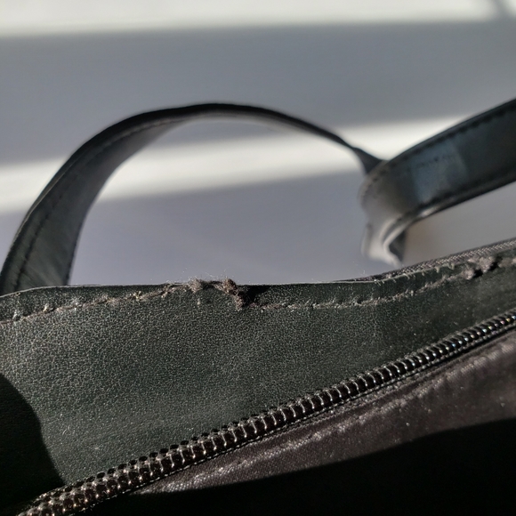 Red Hat Society Shoulder Bag Red & Purple - Picture 7 of 7